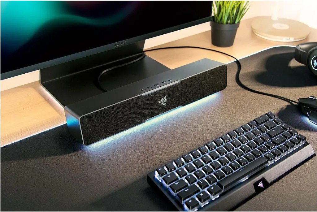 Razer Leviathan V2 X Libérez de l'espace avec cette Barre de Son USB-C - 13