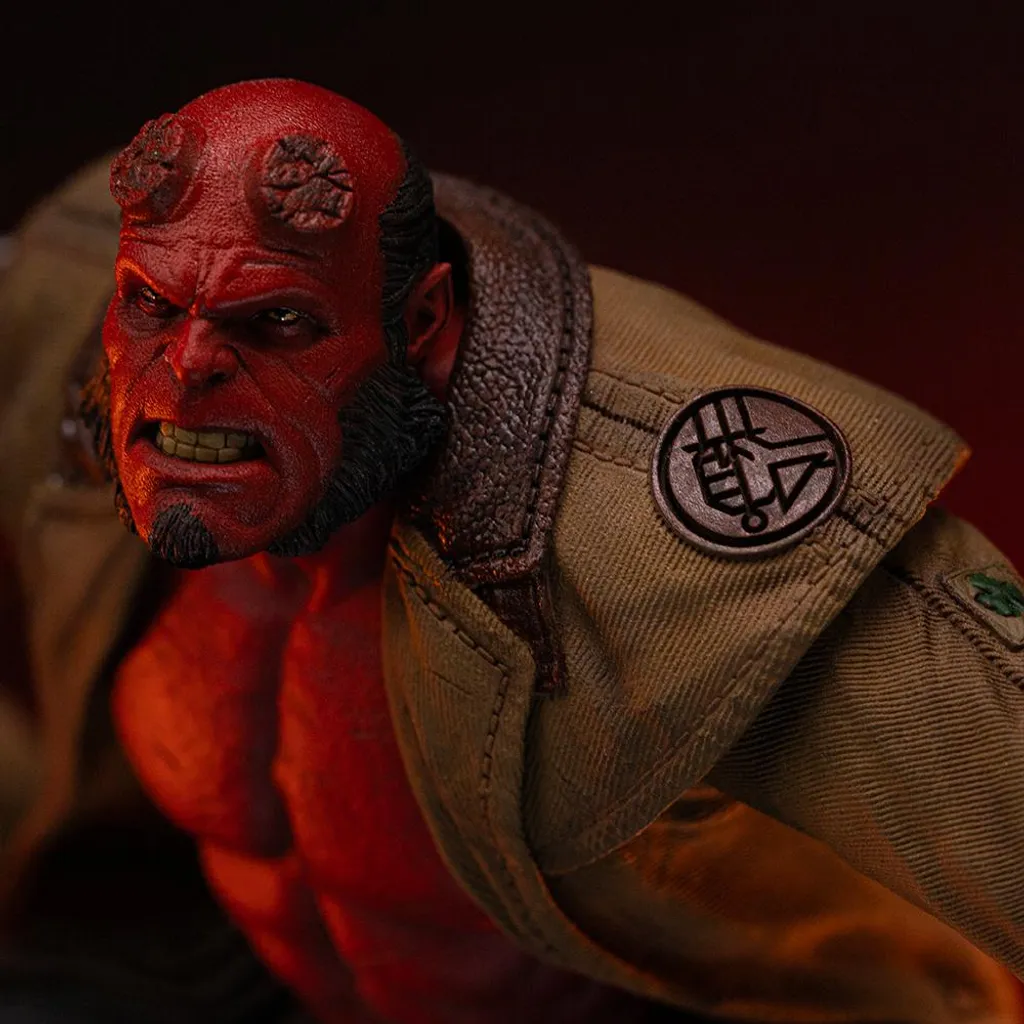 Hellboy Figurine Art Scale 1/10 en Polystone - Détails Premium 34cm - 4