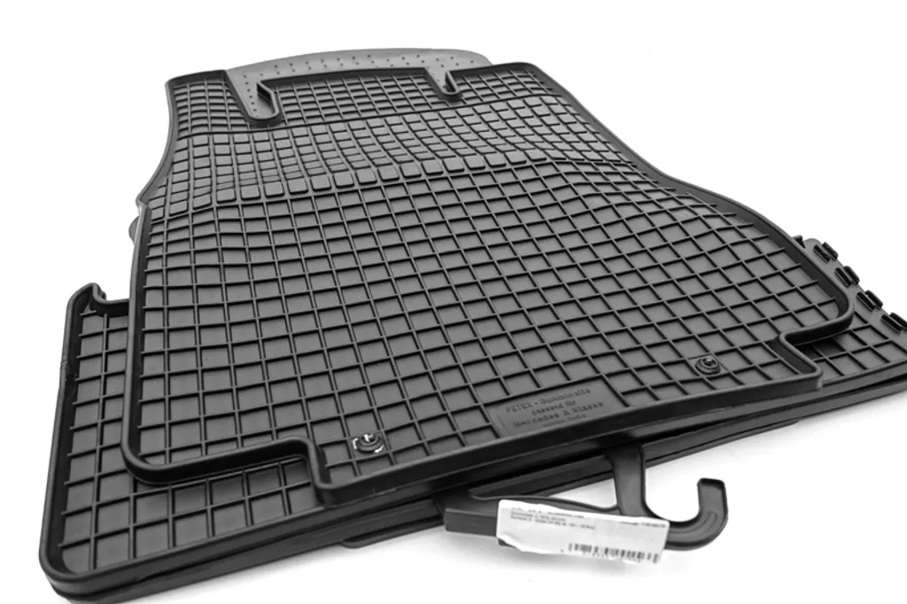 Kit 3 Tappetini in Gomma Mercedes Classe A W168 (97-04) Neri