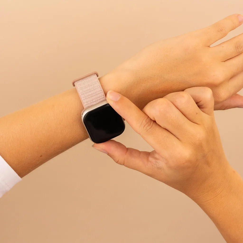 Watch SE - 40 mm, Watch SE 2023 - 40 mm, Watch SE 2022 - 40 mm, Watch 9 - 41 mm, Watch 8 - 41 mm, Watch 7 - 41 mm, Watch 6 - 40 mm, Watch 5 - 40 mm, Watch 4 - 40 mm, Watch 41 mm, Watch 40 mm, Watch 3 - 38 mm, Watch 38 mm, Watch 2 - 38 mm, Watch 1 - 38 mm, Watch 10 - 42 mm Cinturino: imoshion Nylonband 2.0 - 4