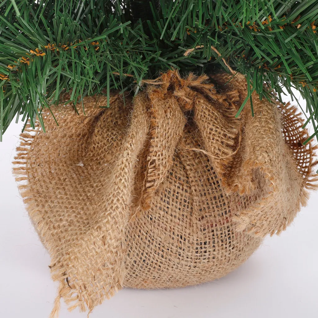 Sapin de Noël de table Alpine 60 cm idéal pour petits espaces et bureaux - 5