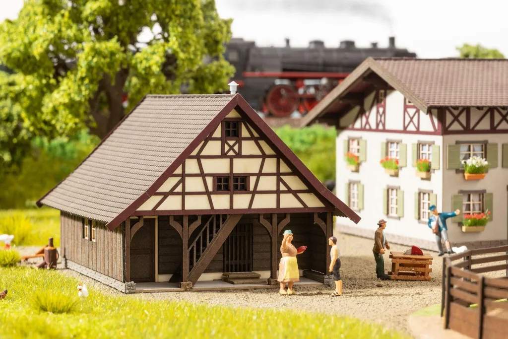 Aménagez votre ferme miniature HO avec la dépendance agricole NOCH 66715 pro