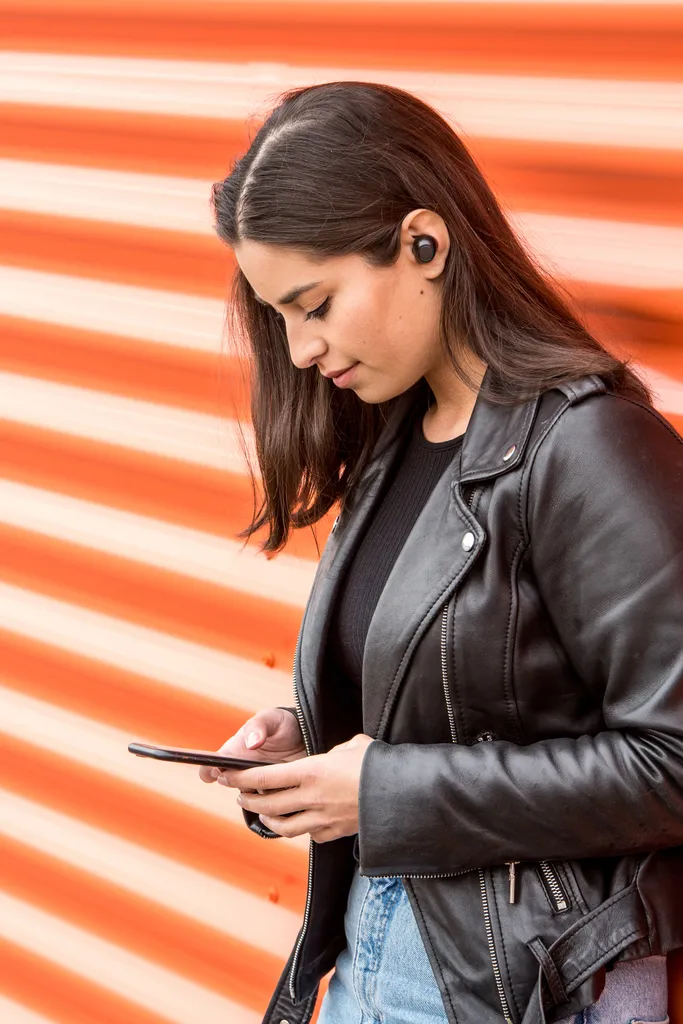 Écouteurs Bluetooth Lenco EPB-410BK avec boîtier powerbank noir