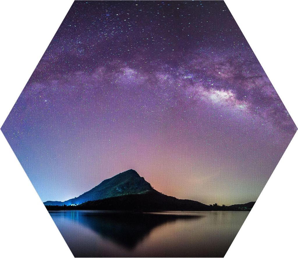 DEQORI Fototapete Sechseck 150x130 cm 'Bergkulisse unter Sternen' Wand Tapete Sticker