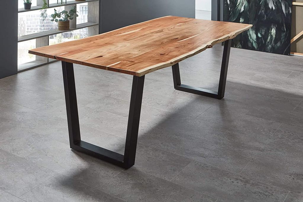 Esstisch Baumkante Natur Akazie V-Gestell schwarz 220 x 100 cm Quila