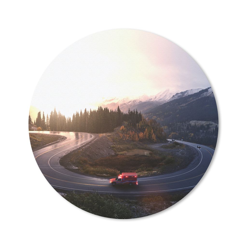 MuchoWow Mauspad Mousepad Krankenwagen fährt auf kurvenreicher Straße 30x30 cm - Mousepads - Maus Mat - Pad - Mausunterlage - Tischunterlage - ...