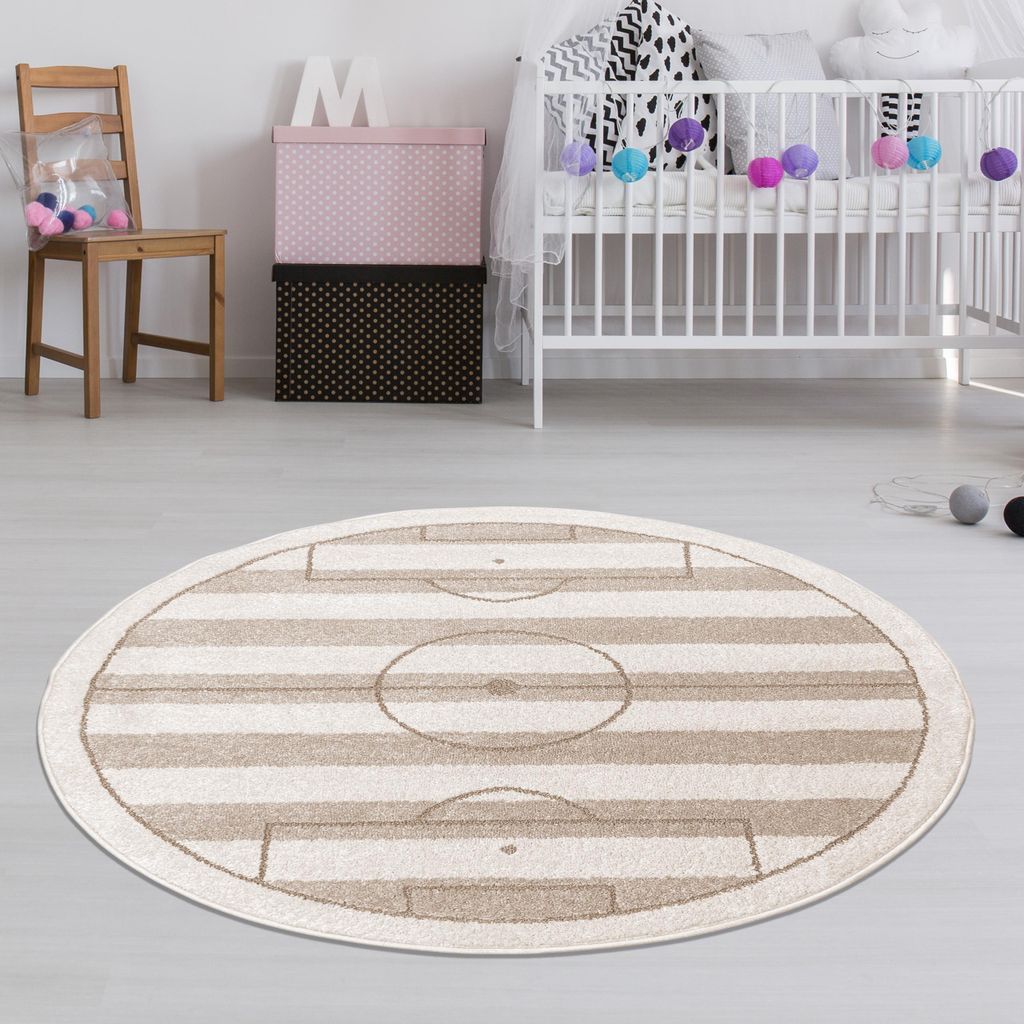 Kinderzimmerteppich im Design eines gestreiften Fußballfelds in Creme und Beige Größe - 160 cm Rund