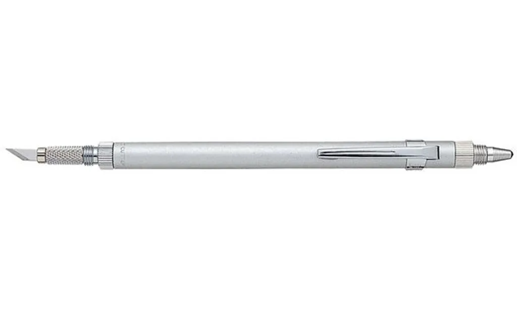 Cutter Graphique D-1000P en Aluminium Argenté Haute Qualité NT Cutter