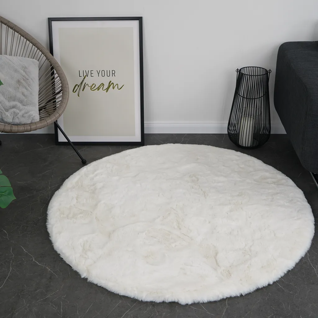 Tapis supersoft 39mm hauteur fourrure synthétique 120x120cm crème