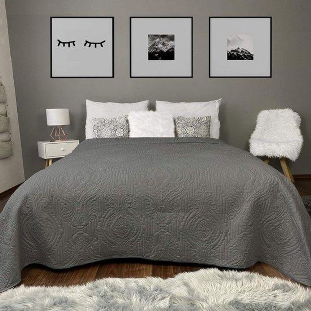 Famanu Sprei 240x260 cm dunkelgrau - gesteppte Decke mit eleganten Ornamenten