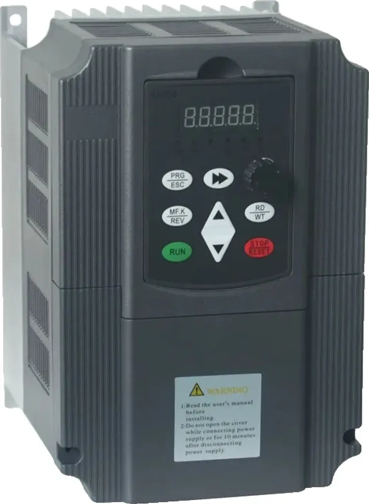 Variateur de Fréquence Triphasé 380V Puissant 7.5kW Entrée 220V Monophasé
