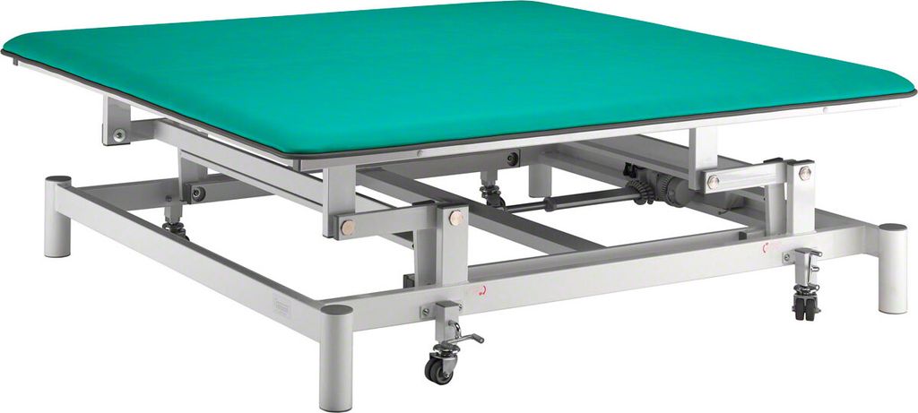 Bobathliege Grand Comfort mit Radhebesystem