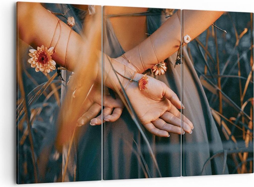 Bild auf Leinwand - Leinwandbild - 3 Teile - Frau Hände Wiese - 105x70cm - Wand Bild - Wanddeko - Wandbilder - Leinwanddruck - Bilder - Wanddekora...