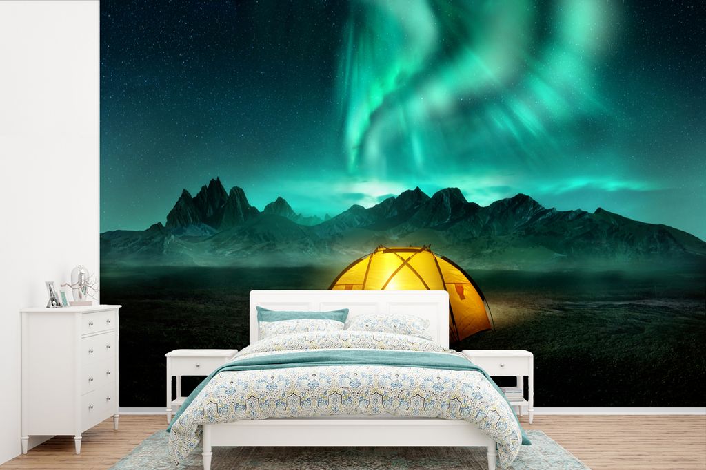 MuchoWow Fototapete für Wohnzimmer oder Schlafzimmer Wandtapete Vinyl Motivtapete Nordlichter - Zelt - Lampe - 525x350 cm - Das Hintergrundbild