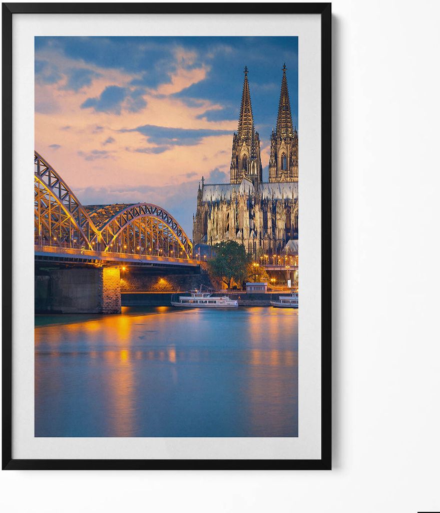 Ansicht des Rathauses– Wandbild mit Rahmen – Gerahmtes Bild – Wanddekoration – 70x100 cm – Schwarz Rahmen