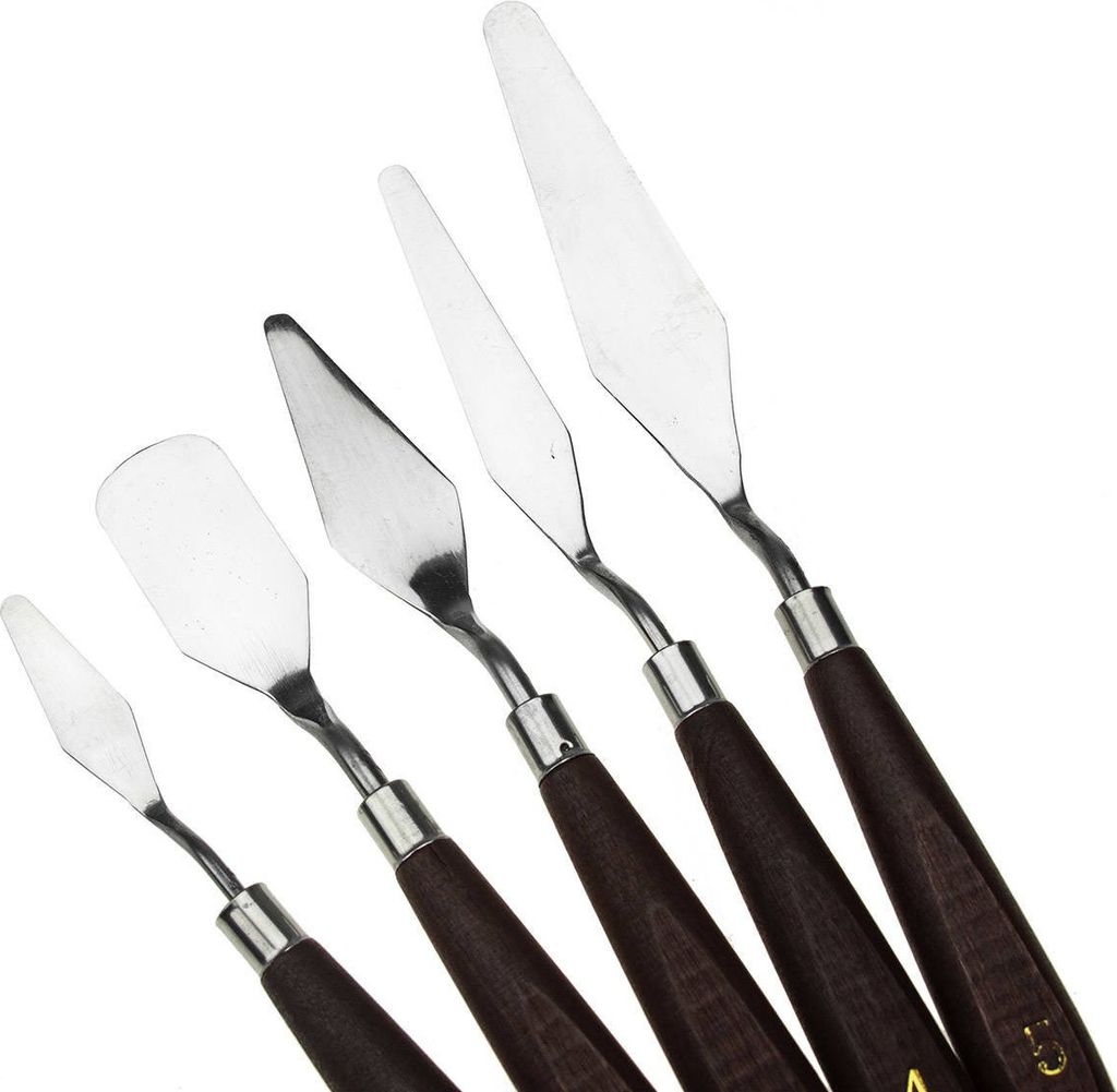 A set of five palette knives with wooden handles, arranged diagonally against a white background.