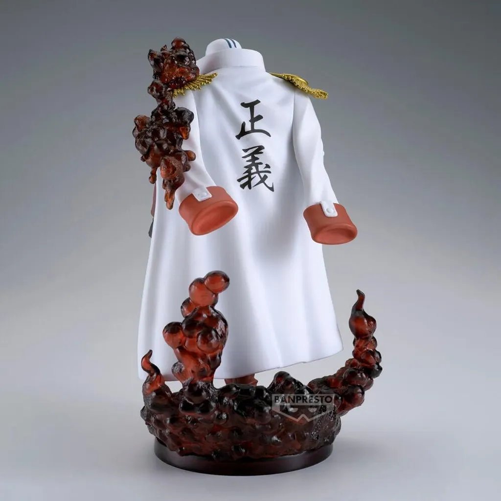 Déco One Piece : Figurine Sakazuki 19 cm pour Bureau et Vitrine Geek