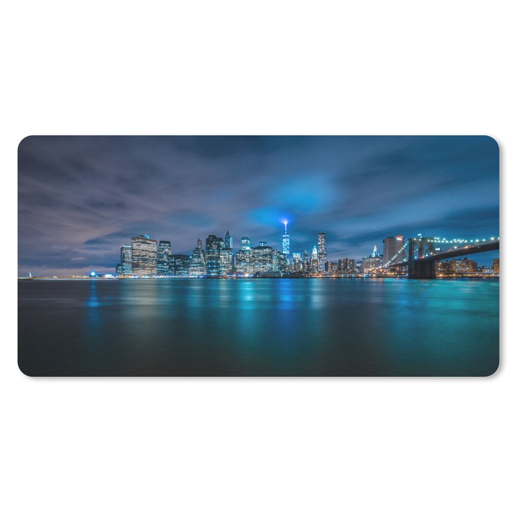 MuchoWow Mauspad Mousepad Die Brooklyn Bridge in New York bei bewölktem Himmel in der Nacht 60x30 cm - Mousepads - Maus Mat - Pad - Mausunterlag...