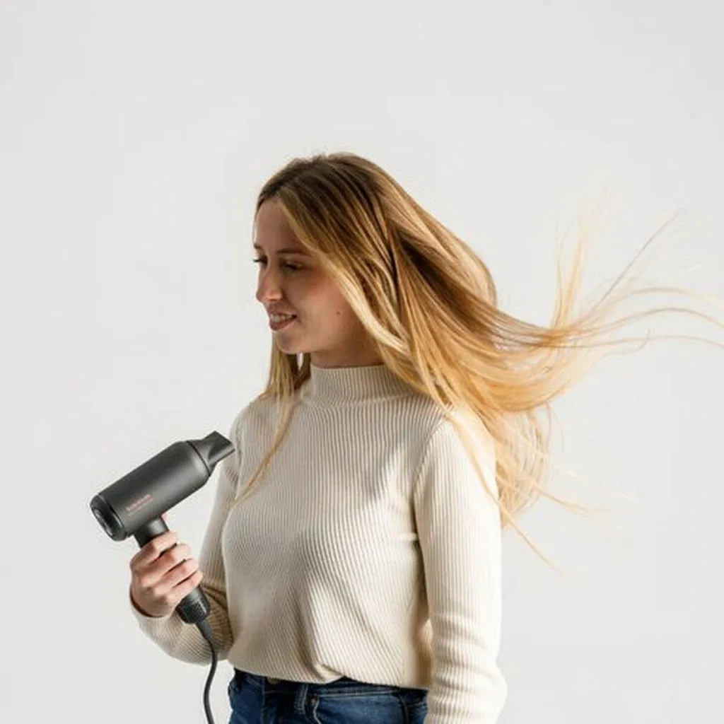 Sèche-cheveux ionique TAURUS Digital Force 2000 moteur numérique léger - 9