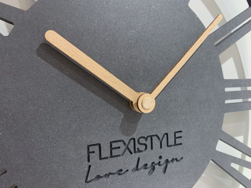FLEXISTYLE Wanduhr Piccolo Square – 30 Cm, Schwarz, Römische Ziffern, Leises Quarzwerk, LOFT Design