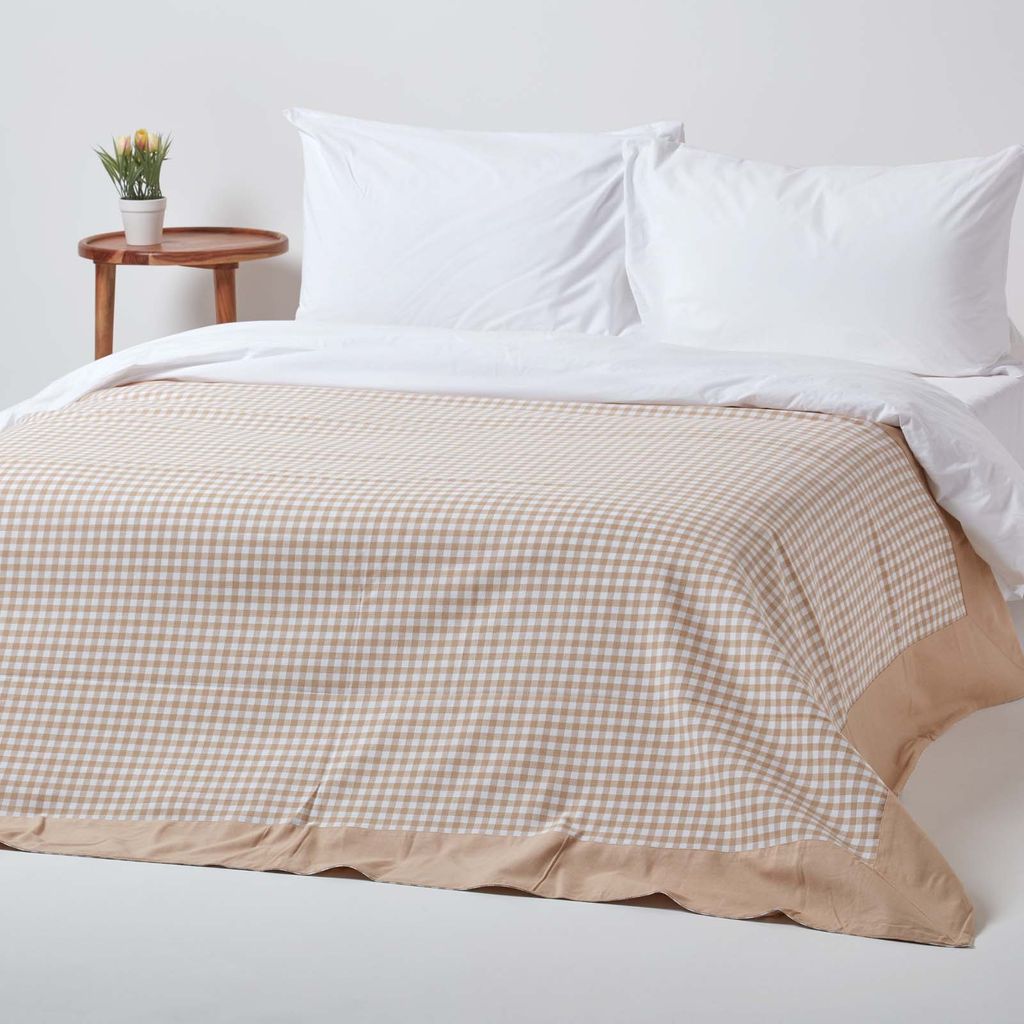 HOMESCAPES Gingham-Tagesdecke, beige, 150 x 200 cm