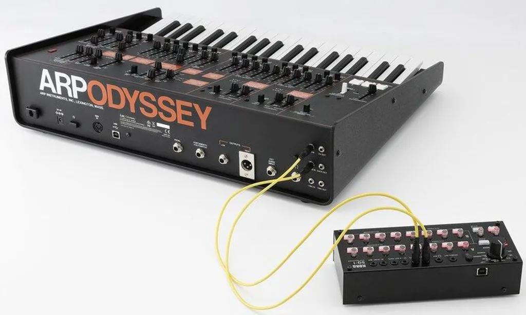 Korg SQ-1 Sequencer CV/GATE - Interfaccia Ideale per Sistemi Modulari - 3