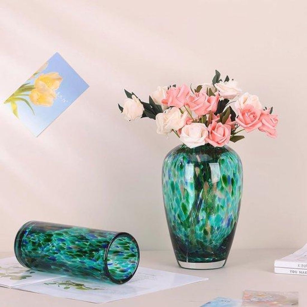 Moderne, handgeblazen, 9 Zoll glasvasen in blau - Ideal für Dekoration und Blumen