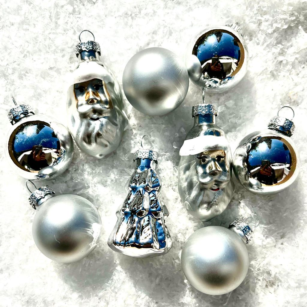 9er Set Baumschmuck aus Glas 2 x 3 cm silber-glänzend-. Christbaumschmuck – Baumhänger – Weihnachtsbaumschmuck aus Glas
