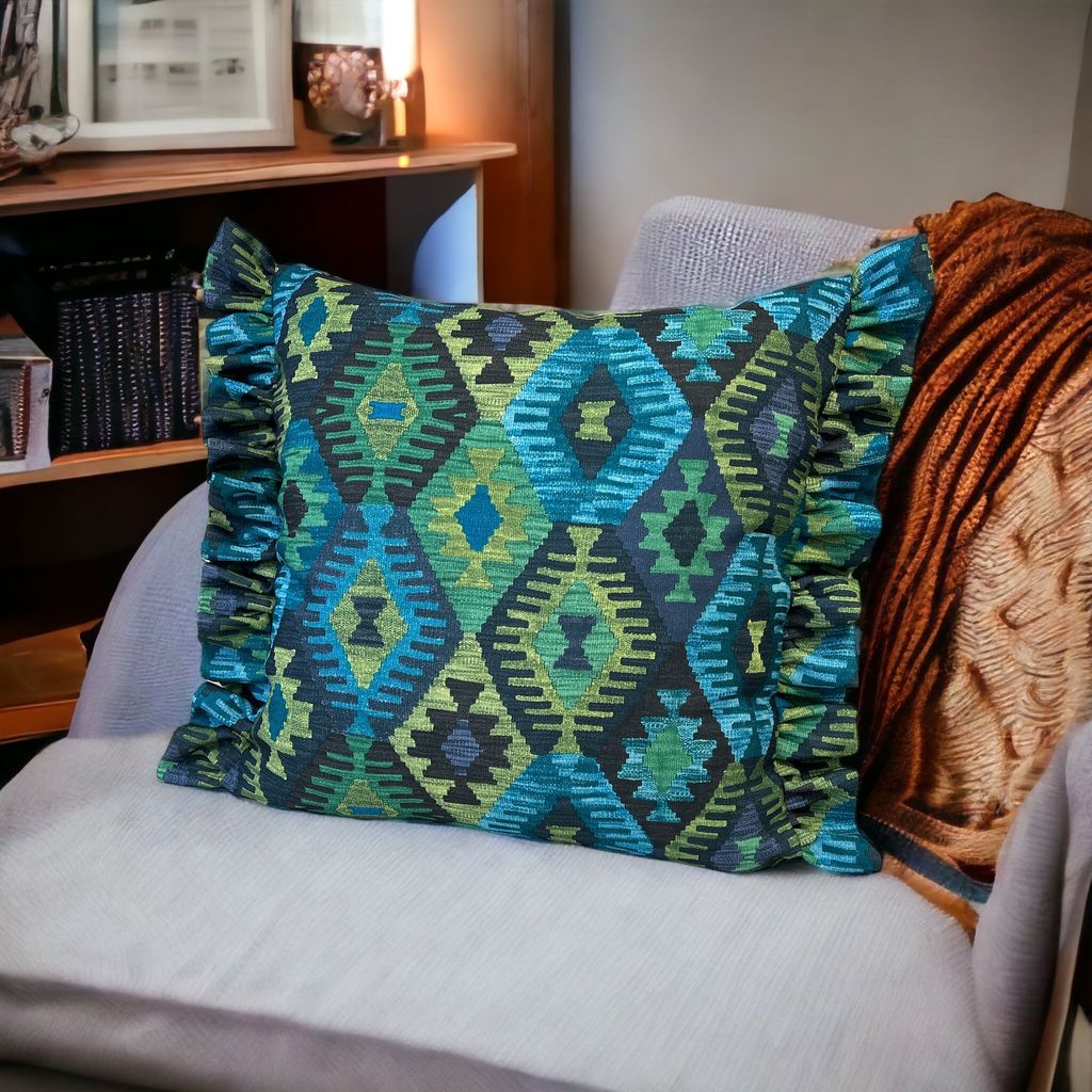 Kissenbezug 40x50 mit Rüschen Kissen Dekokissen Sofakissen 100 % Polyester