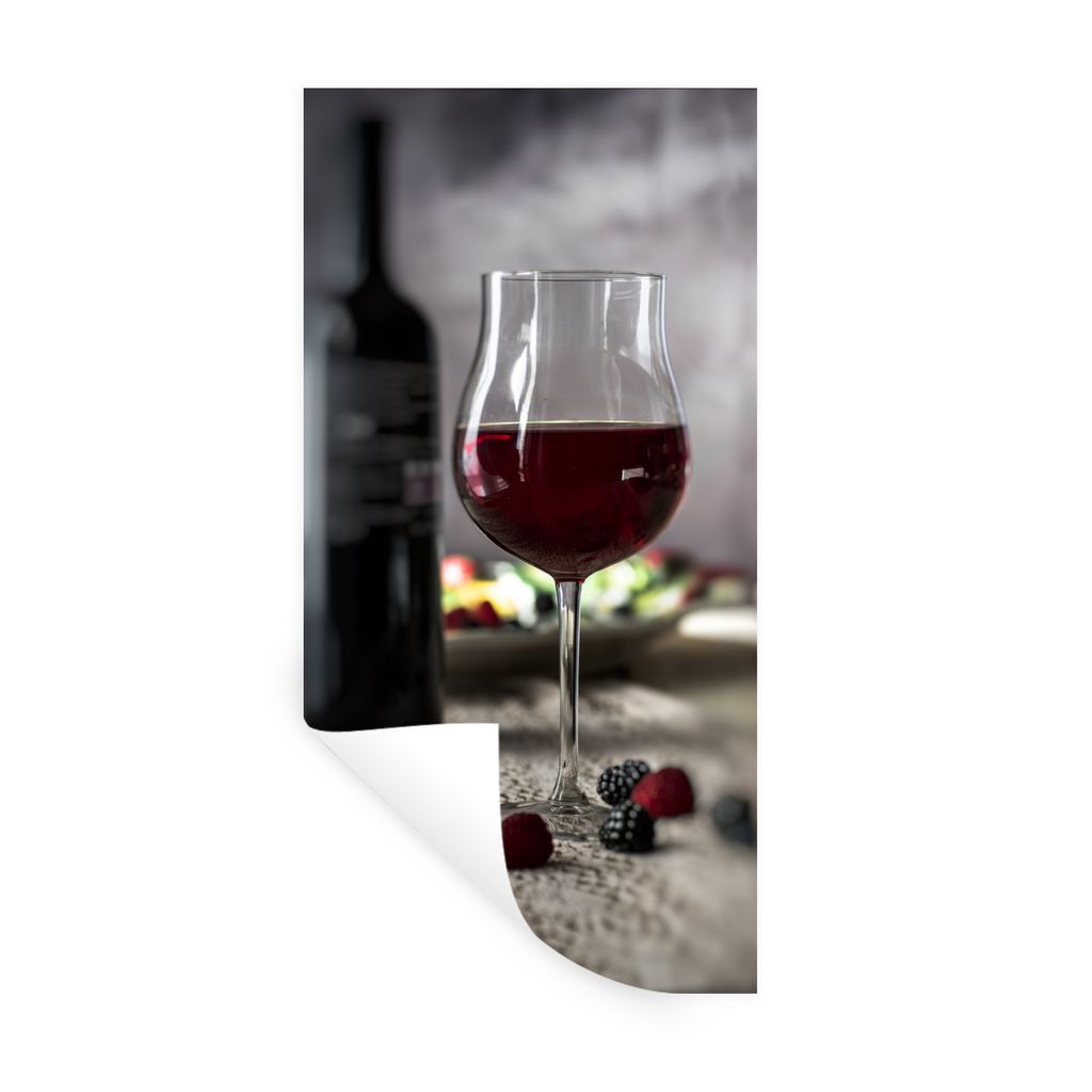 MuchoWow Wandtattoo Wandsticker Wandaufkleber Porträtbild von Rotwein 80x160 cm Selbstklebend und Repositionierbar - Sticker - Dekorfolie