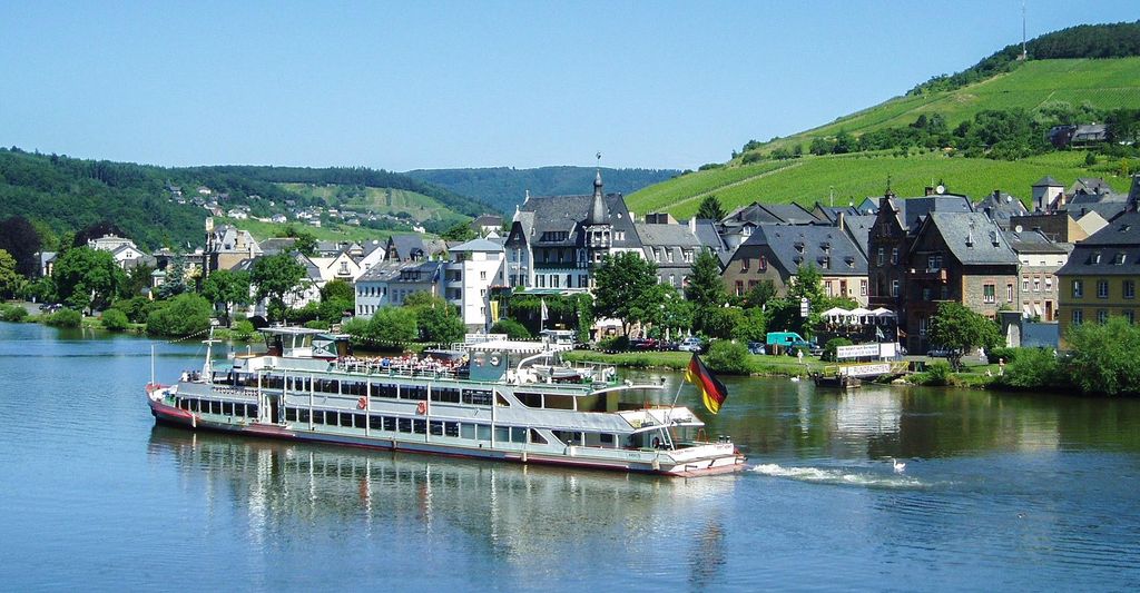 mydays Schifffahrt und Weinerlebnis in Trier; Erlebnis verschenken oder selbst erleben; Gutschein für 1 Person(en)