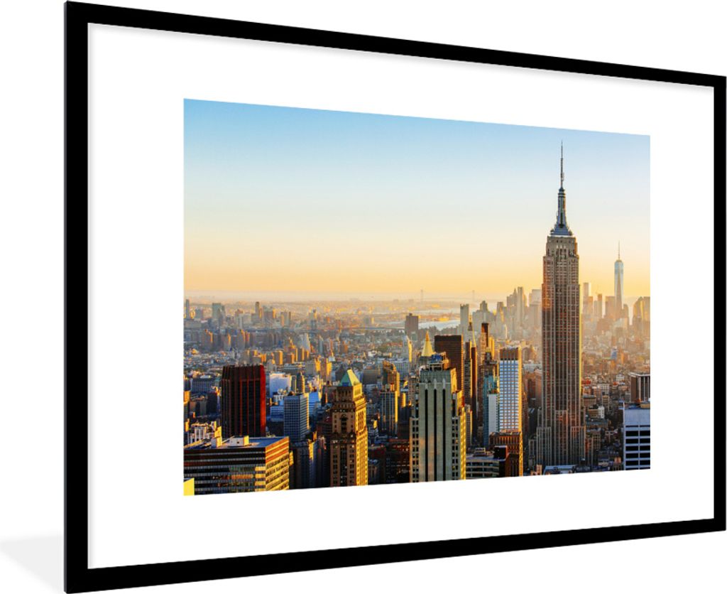 MuchoWow MuchoWow Gerahmtes Poster New York aus der Vogelperspektive 90x60 cm - Poster mit zchwarzem Bilderrahmen - Wanddekoration - Fotos