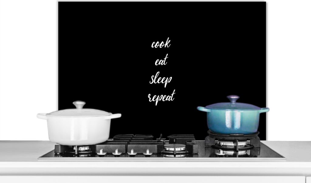 KitchenYeah Spritzschutz Küche - Küchenrückwand - Wandschutz für Herd und Spüle - Sprichwörter - Kochen essen schlafen wiederholen - Zitat...