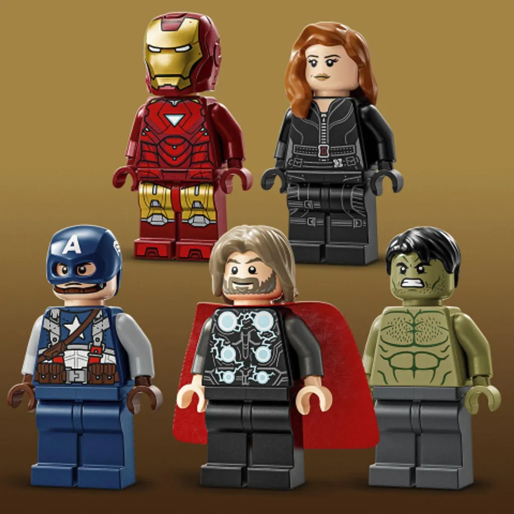 LEGO Marvel 76313 Set de construction idéal pour bureau et gaming setup