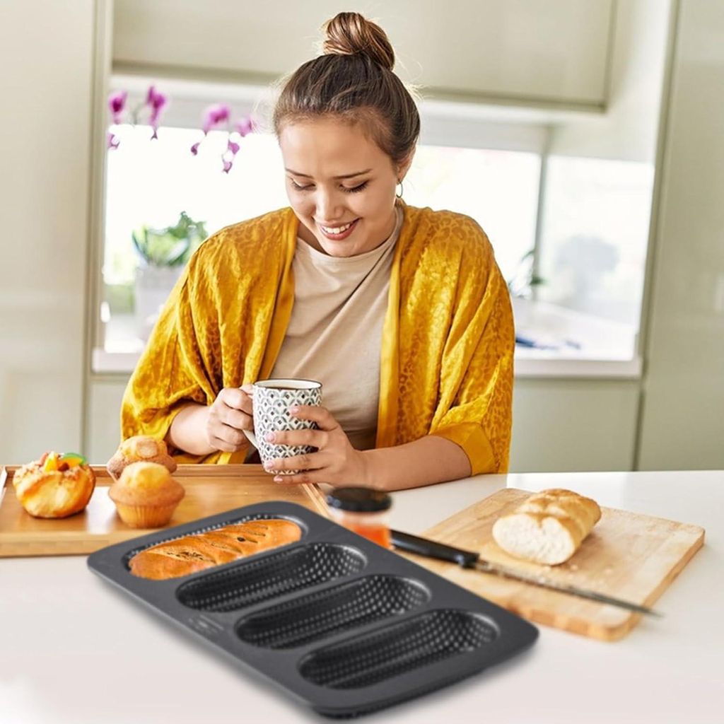 Praktische Backform für Baguettes, Brötchen und mehr