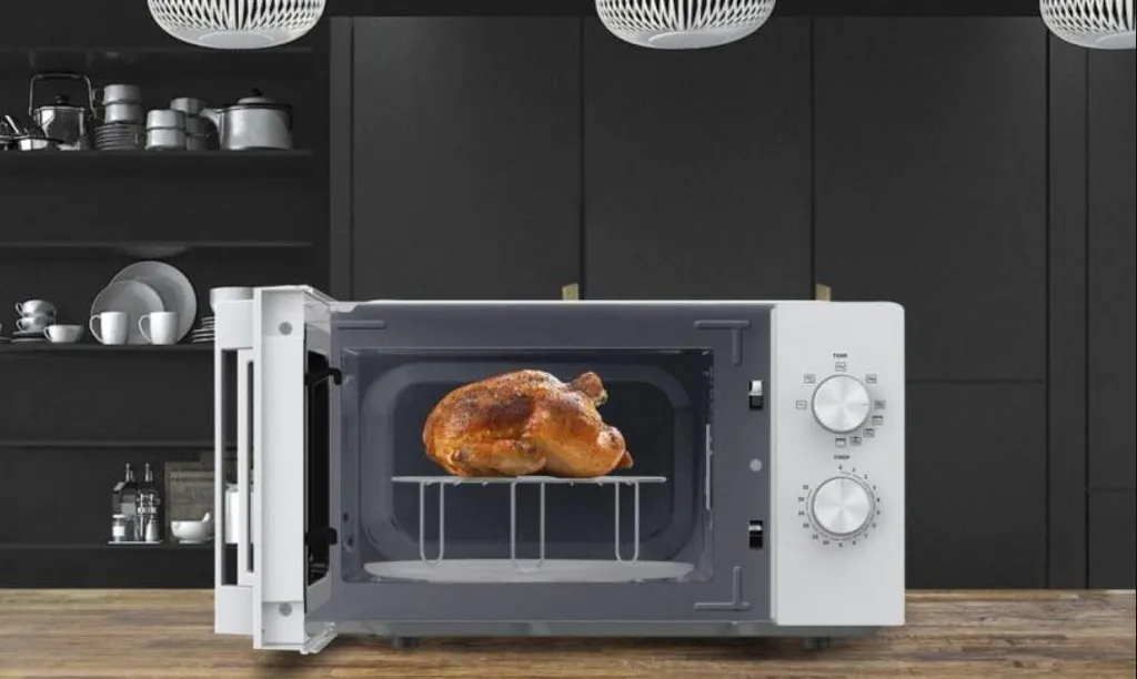 Micro-ondes combiné Hisense 20 L idéal pour grands plats et repas rapides - 11