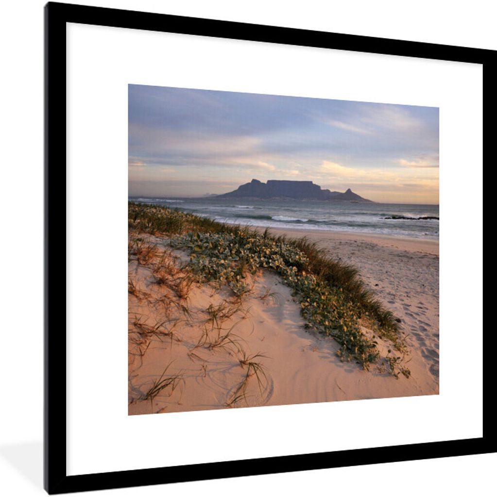 MuchoWow® Gerahmtes Poster Strand und Meer mit dem Produktbild 