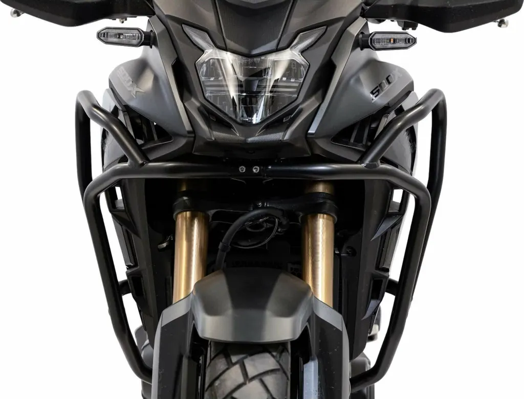 Protégez votre Honda CB 500X des chutes avec le crash bar noir Isotta