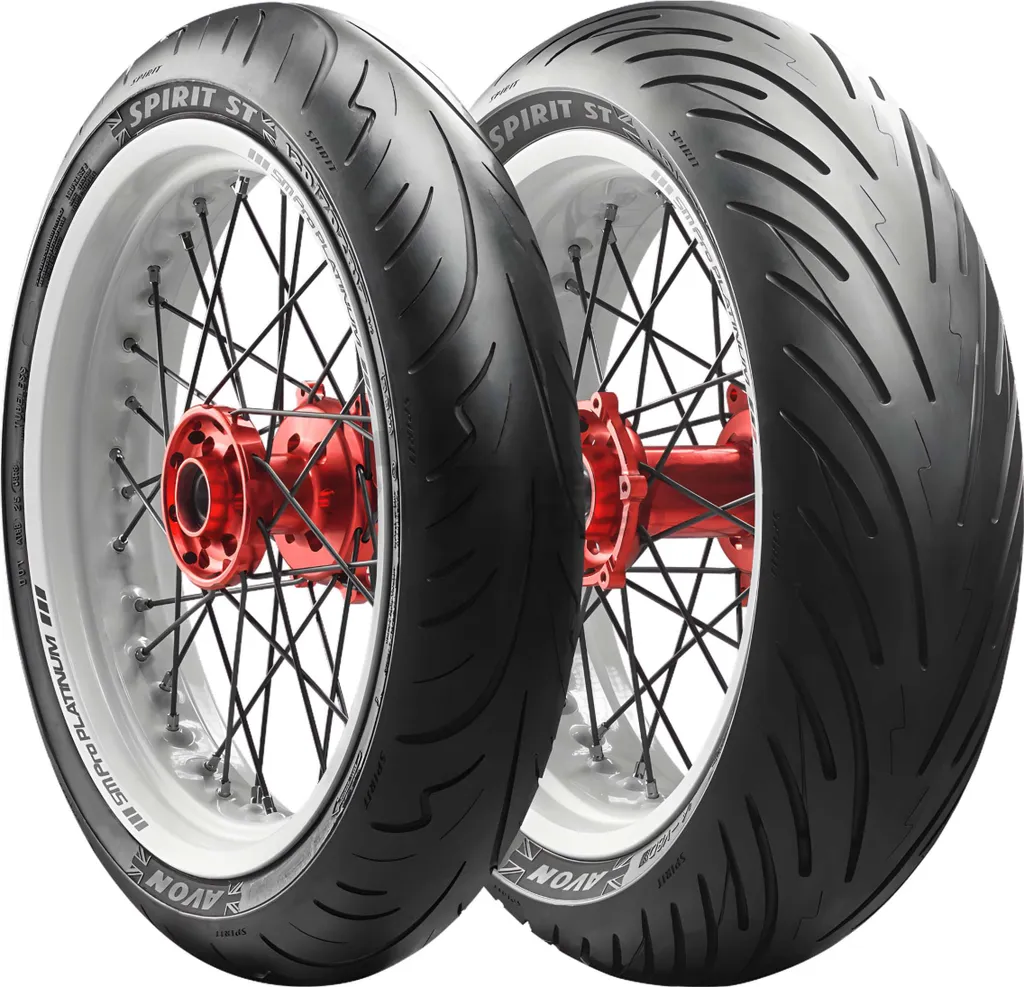 Pneu Avon Spirit ST AV76 150/70 R17 69W à Haute Adhérence sur Mouillé