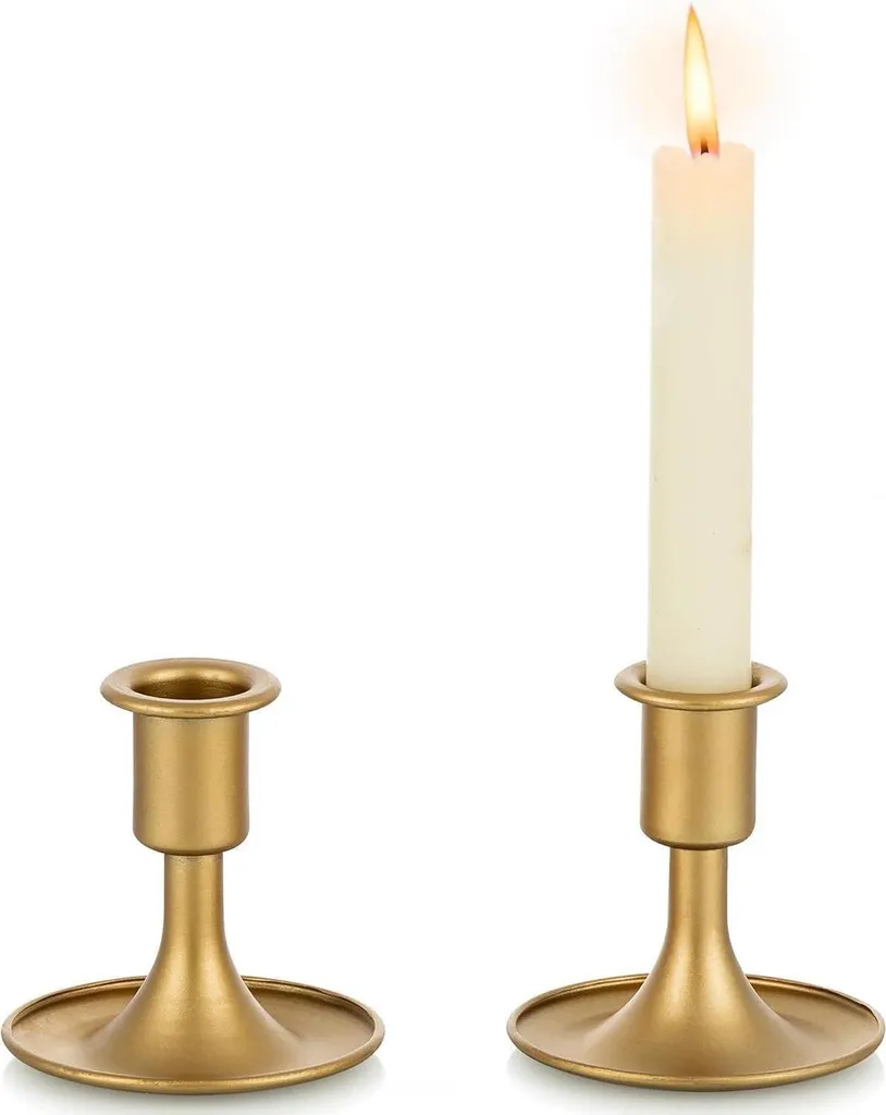 Magia del Natale: Set 2 Portacandele Oro per Atmosfere Incantate