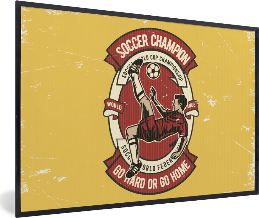 MuchoWow MuchoWow Gerahmtes Poster Fußball - Ball - Mann - Vintage 90x60 cm - Poster mit zchwarzem Bilderrahmen - Fotorahmen - Foto-Plakat