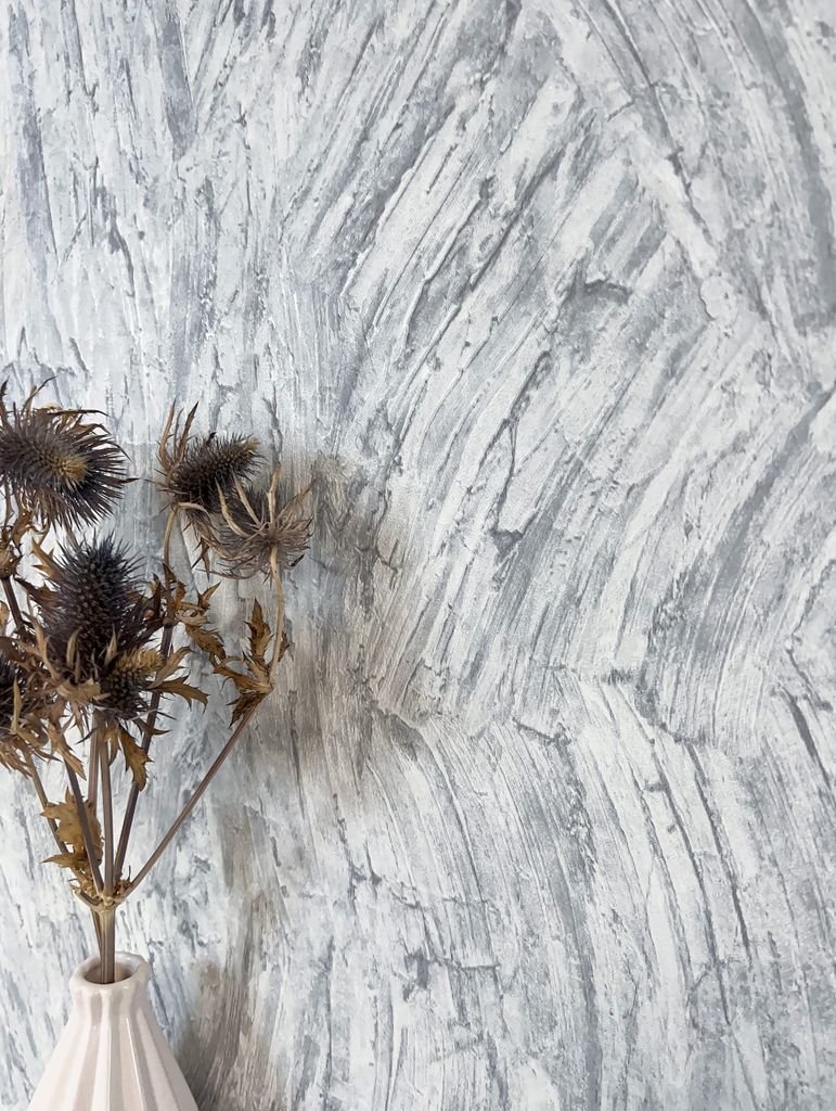 NEWROOM Tapete Grau Vliestapete Muster - Mustertapete Modern Weiß Silber Struktur Metallic Glamour 3D Optik Rustikal