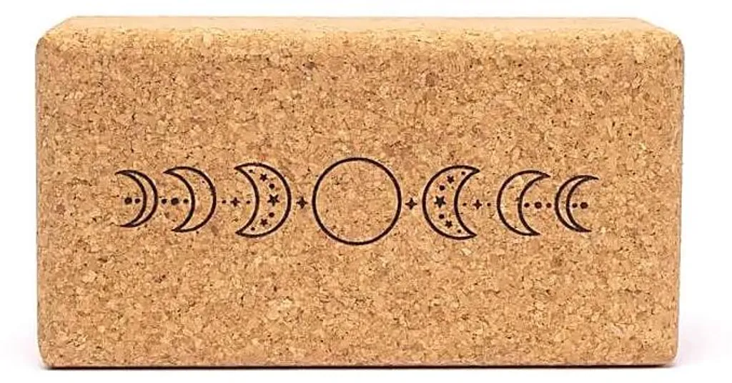 Brique de yoga en liège avec motif lune - Support stable 23x12x7,5 cm