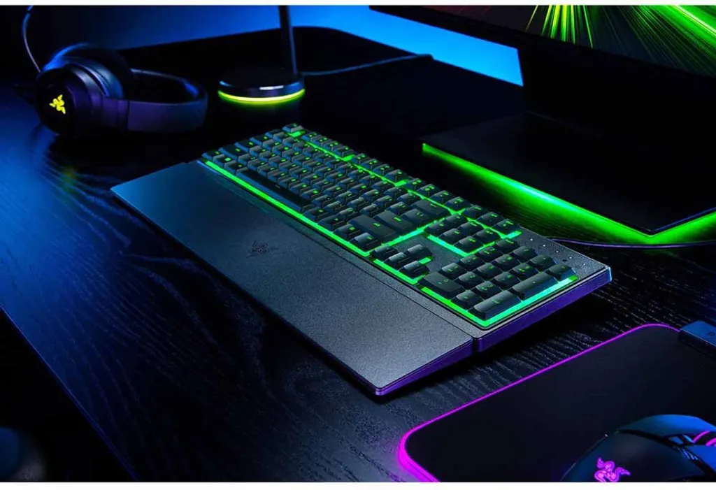 Razer Ornata V3 X Clavier Gaming AZERTY Slim avec Touches Silencieuses