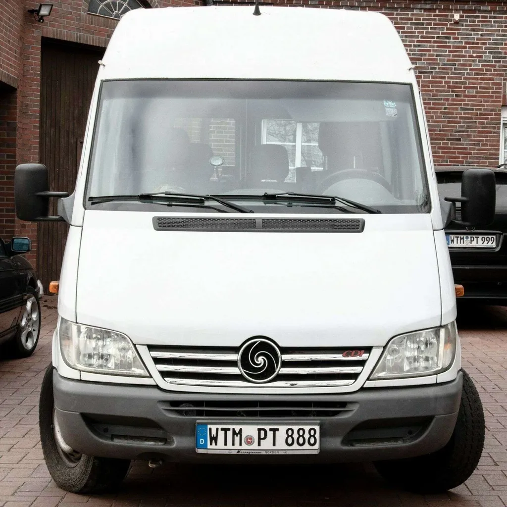 Rénovez votre Calandre Mercedes Sprinter 2002-2006 avec l'Inox Chrome