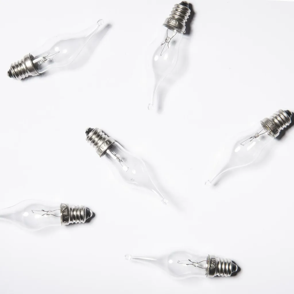 Ampoule Exihand Gloria 14V : remplacez vos ampoules grillées (Lot de 64)