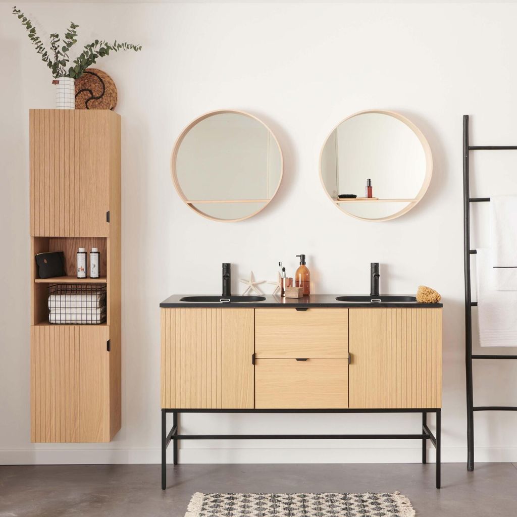 Waschtisch Eiche, schwarze Armaturen, Spiegel & Schrank STUDIO