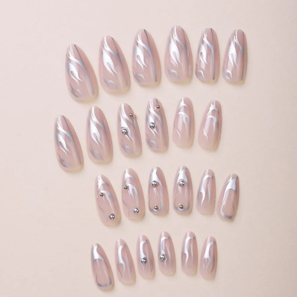 Faux Ongles Courts Amande : Solution Manucure Express Rose et Argent