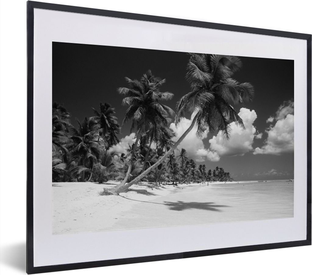 MuchoWow MuchoWow Gerahmtes Poster Detail des Strandes der Dominikanischen Republik in schwarz-weiß 40x30 cm - Poster mit zchwarzem Bilderrahm...