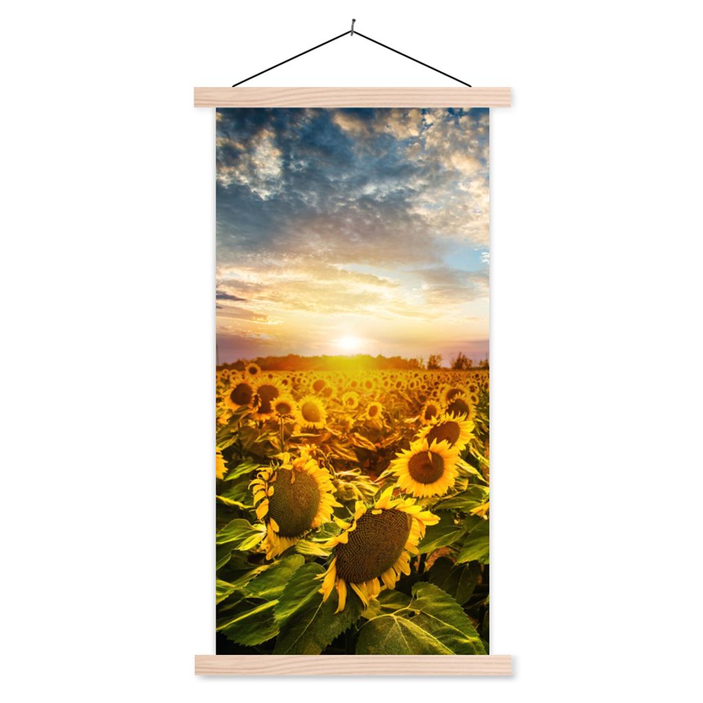 MuchoWow Textilposter Blumen - Sonnenblume - Himmel 40x80 cm mit holzfarbenen Rahmen - Wohnzimmer